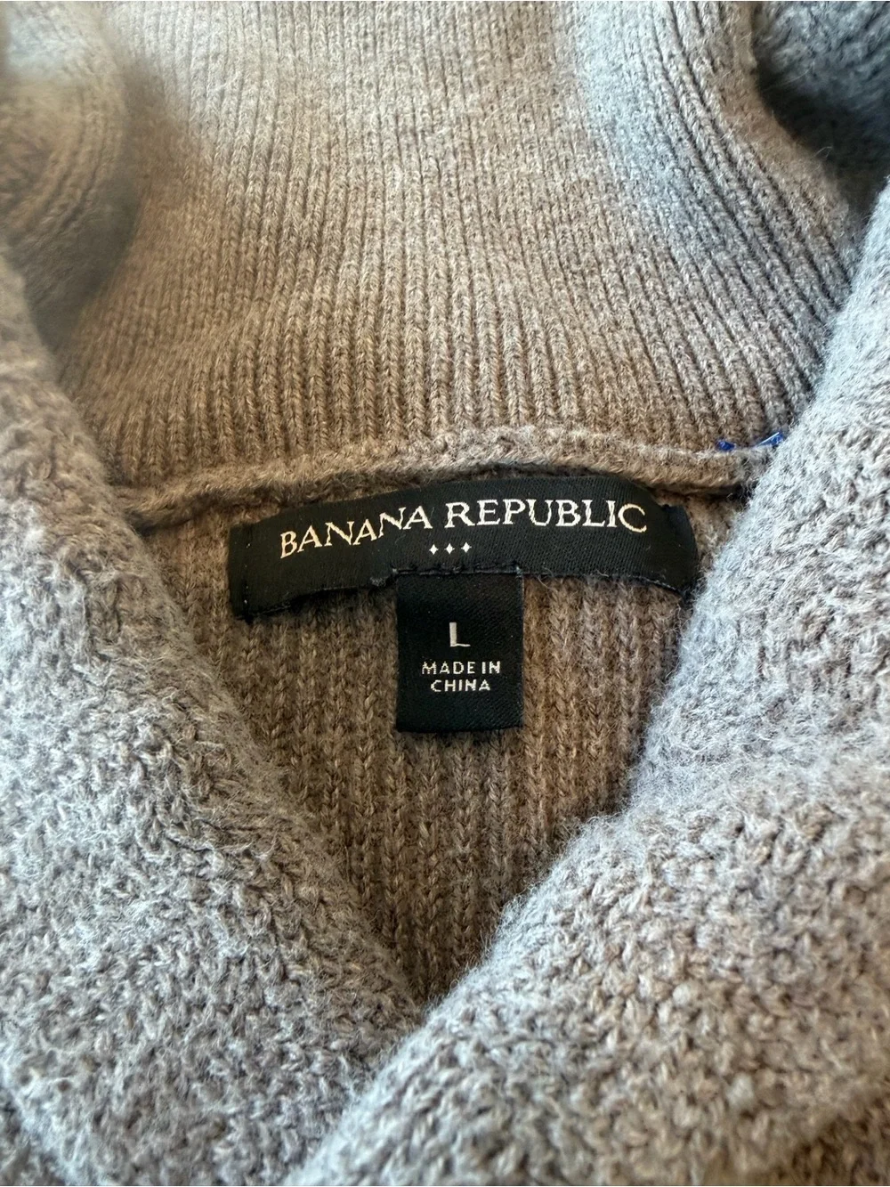Banana republic!! Men's Shawl Collar Pullover Sweater - Heathered Taupe! L